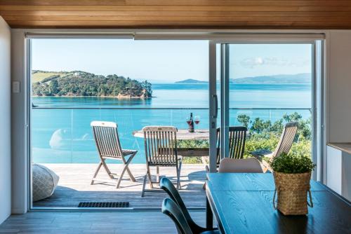 Surfdale House | Ocean View