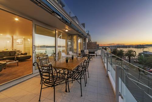 Stepneyville Apartment | Oceanfront Apartment at Latitude 41