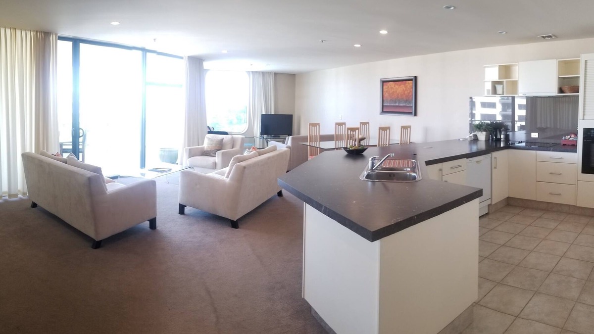 Mount Maunganui Apartment | Oceanside Resort & Twin Towers