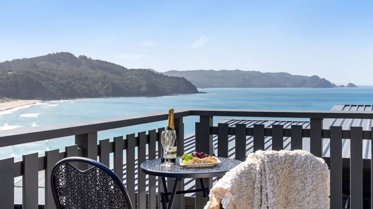 Tairua House | Oceanview Oasis - Tairua *2 bdms with gorgeous ocean views!