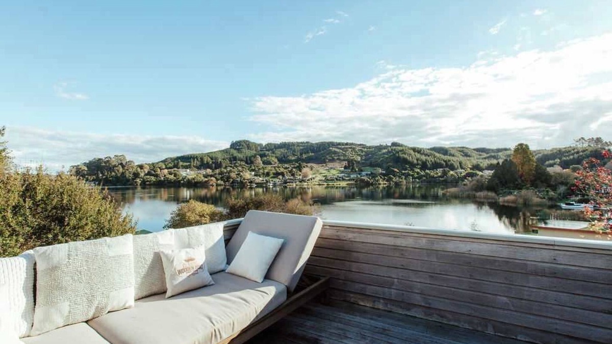 Okere Falls House | Okere Lake House - Jetty, Lake Rotoiti, Sleeps 12