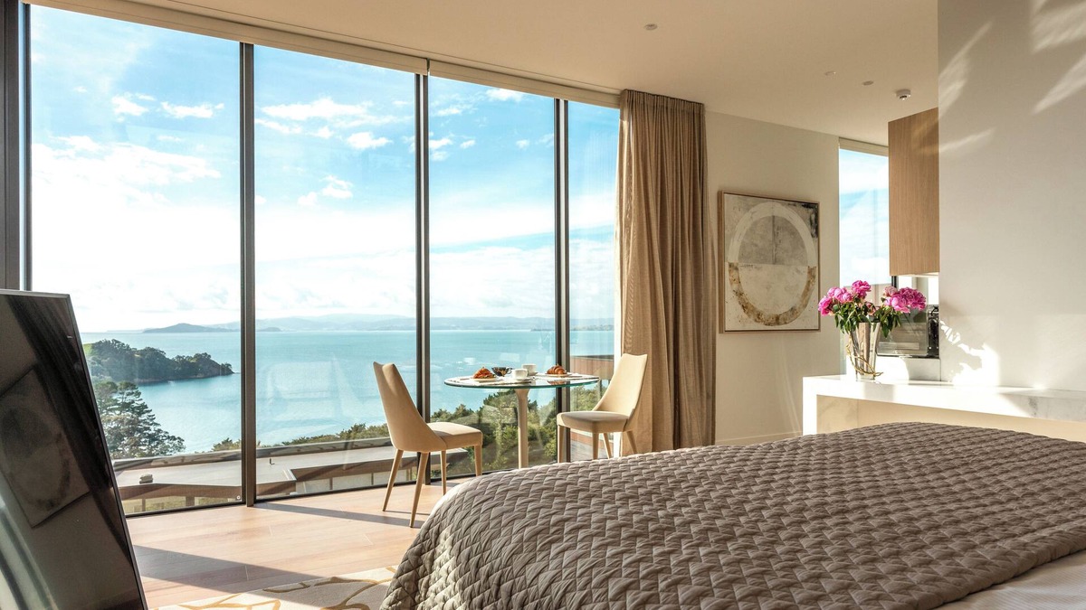 Waiheke Island Cabin | Omana