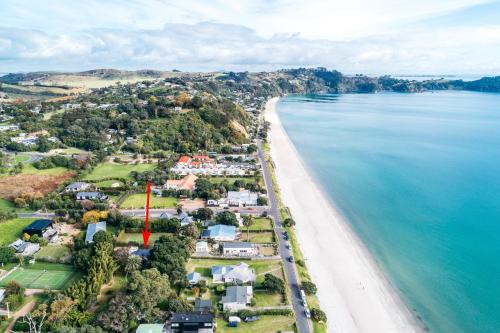 Onetangi House | Onetangi Beach Cottage - Onetangi Bach