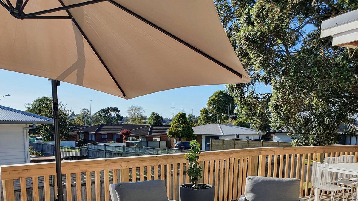 Greerton House | Outdoor entertaining delight
