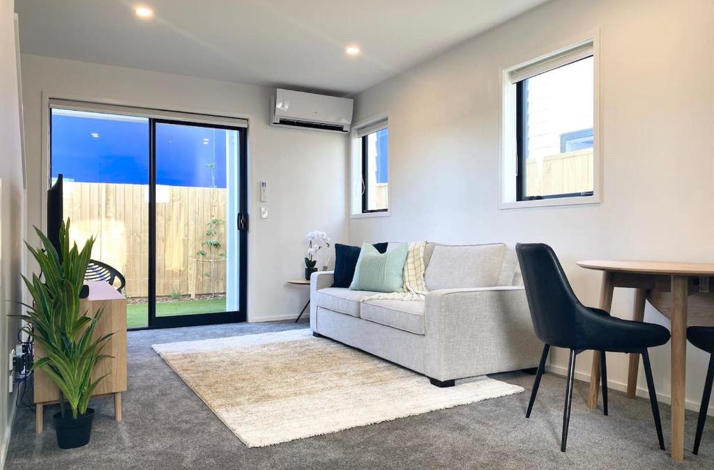 Christchurch City Centre House | Outstanding Townhouse on Salisbury 1000M Fibre