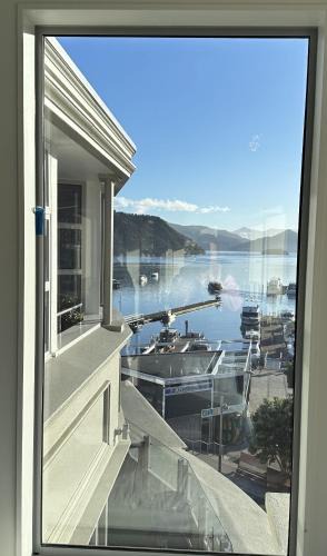 Picton Apartment | Oxleys 501 3 bedroom Penthouse