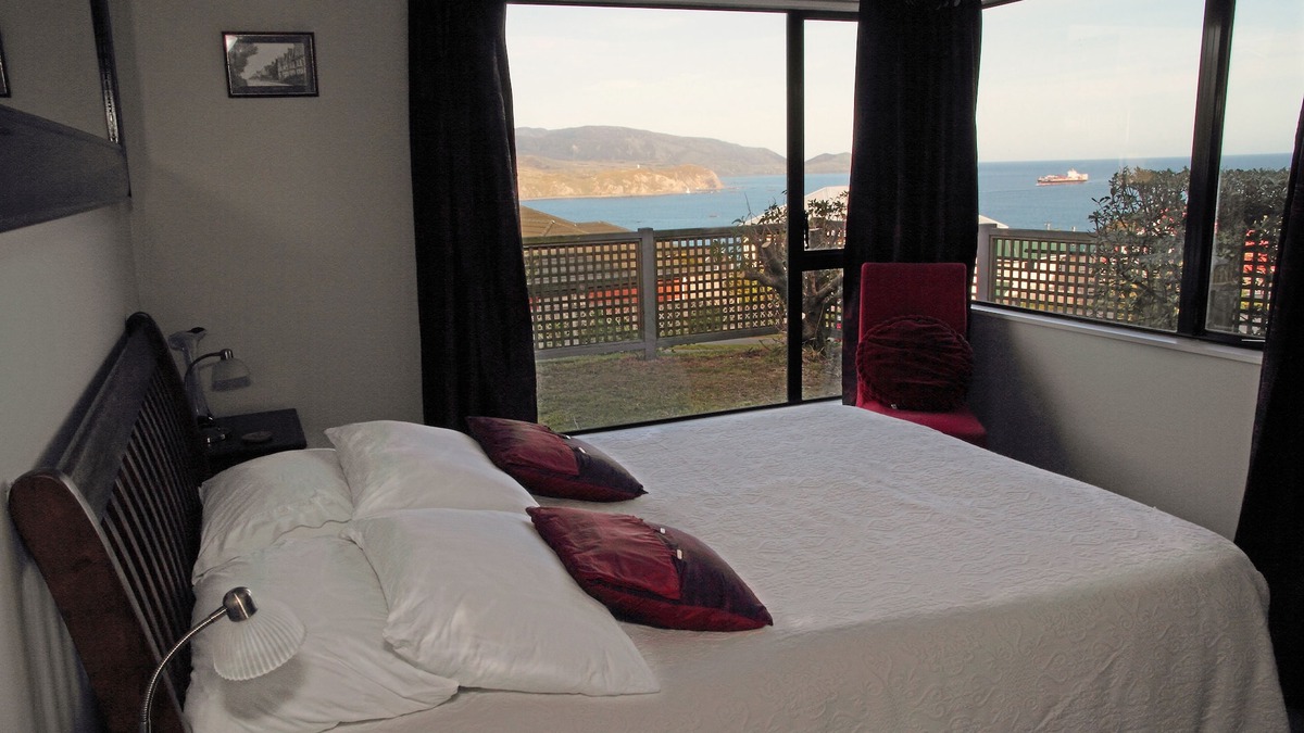 Wellington Bed & Breakfast | Pacific View Bed and Breakfast