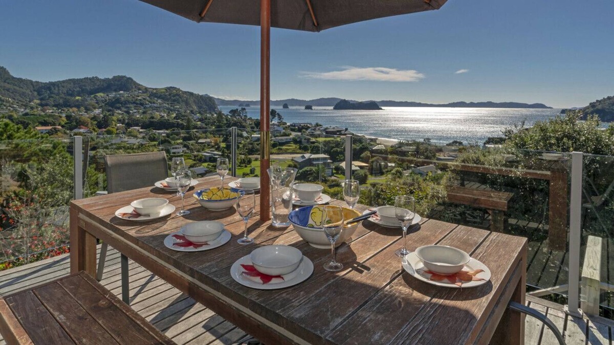 Hahei Cottage | PANORAMA IN HAHEI - HAHEI HOLIDAY HOME, family friendly in Hahei