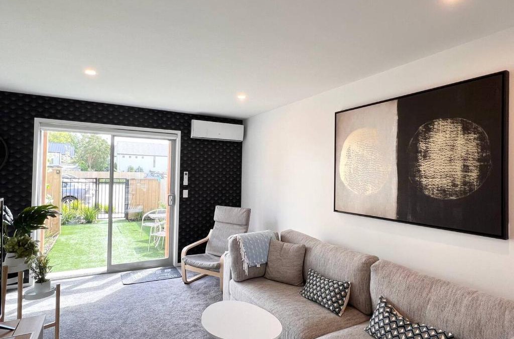 Riccarton House | Parkside Two Bedroom Townhouse with Free Parking