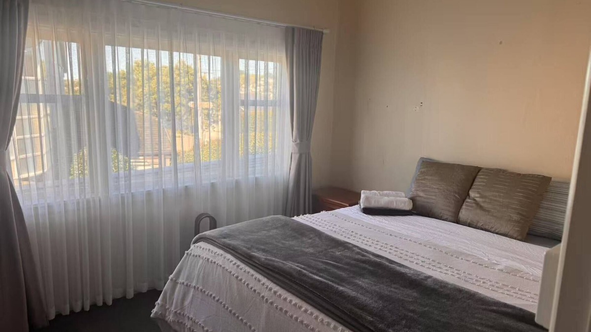Auckland House | Parnell Spacious Apartment with King Beds & Lounge Central Parnell, Auckland
