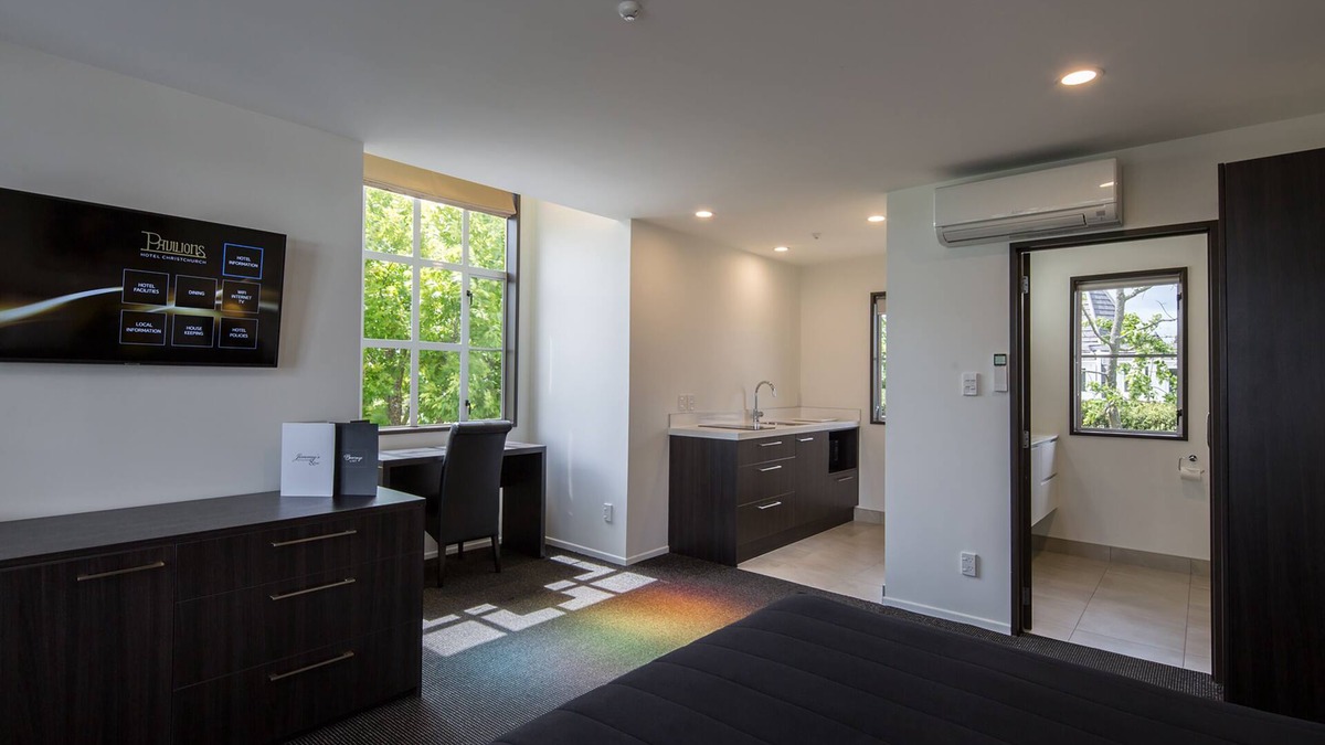 Merivale Hotel | Pavilions Hotel