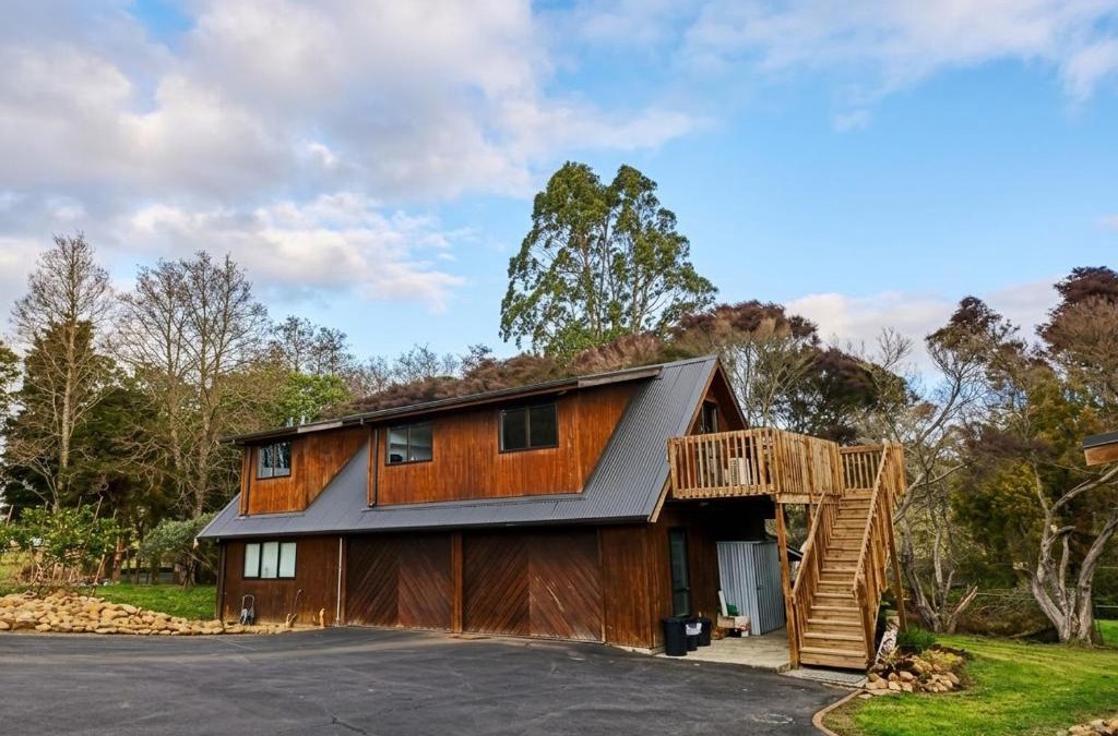 Kingseat House | Peaceful Loft Haven - Auckland
