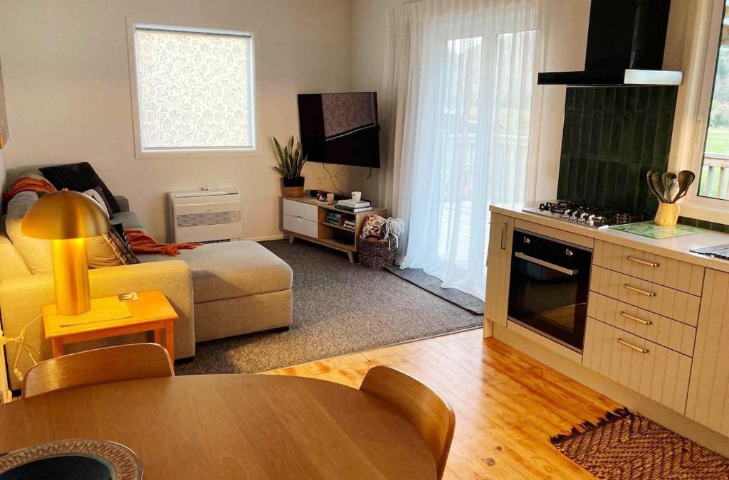 Mapua Villa | Pear Tree Cottage - Peaceful Retreat