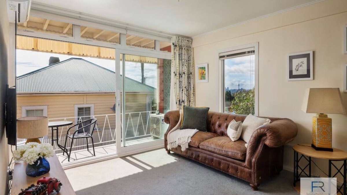 Birkenhead Apartment | Perfect Abode Birkenhead