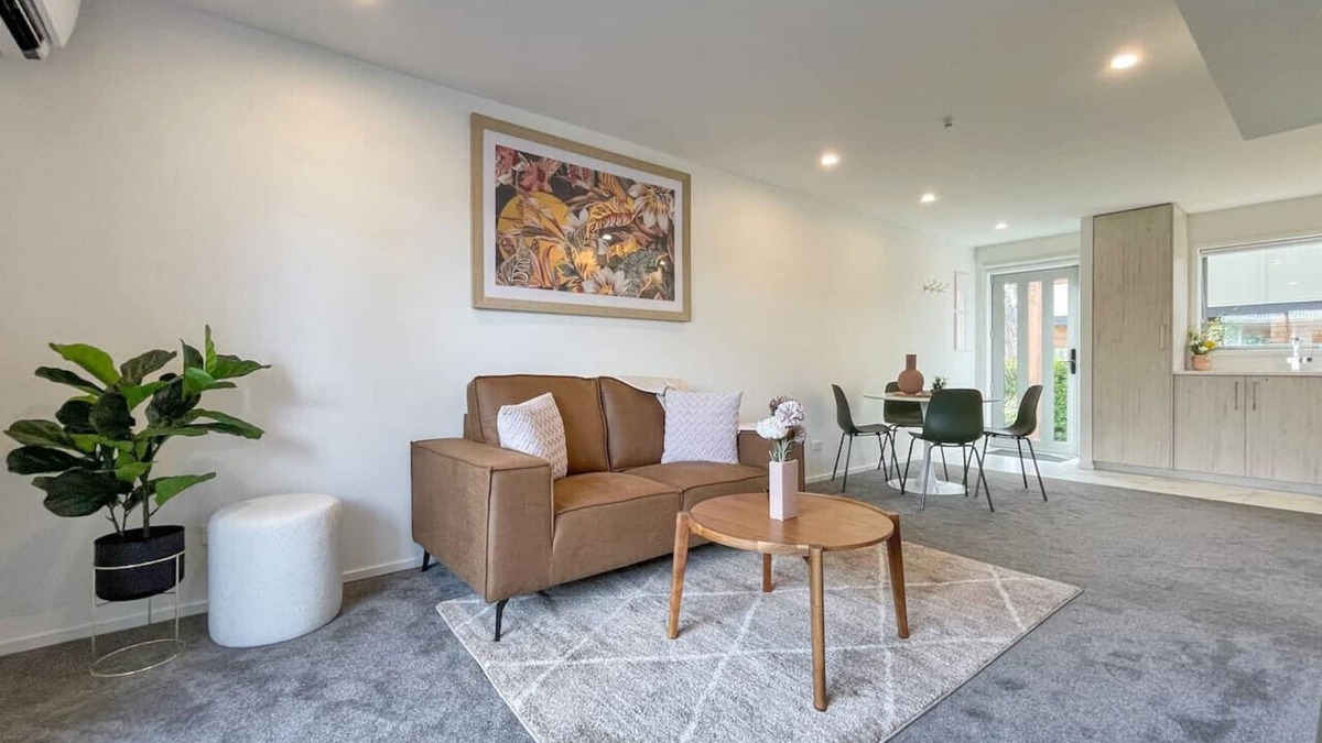 Riccarton House | Perfectly Cosy Riccarton 2BR Abode