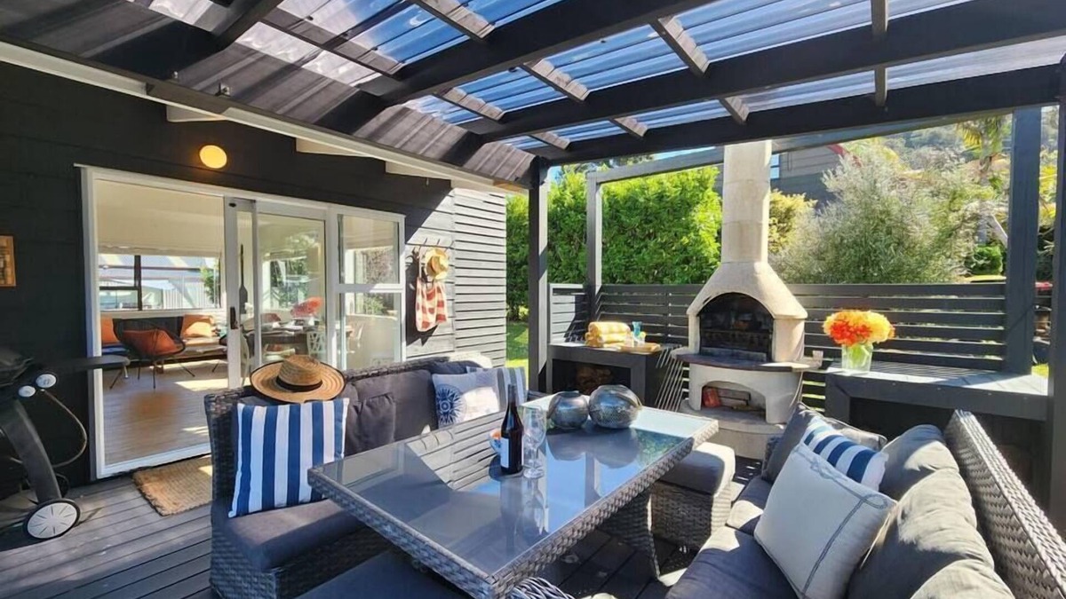 Hahei House | Pet friendly, covered outdoor space, only a short walk from shops and playground
