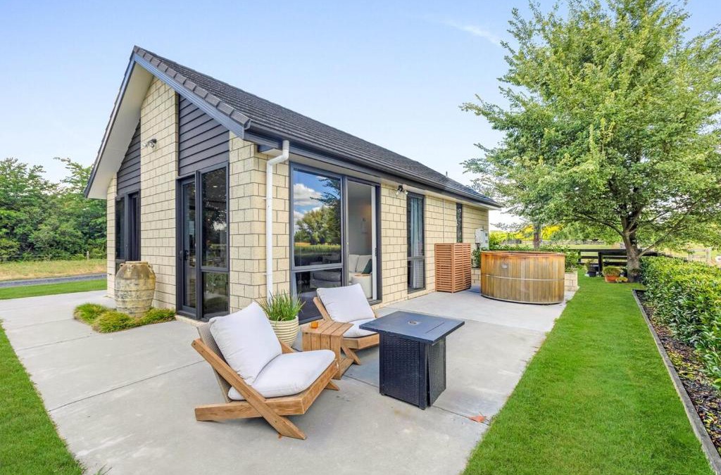 Waikato District House | Peter's Puketaha Homestay