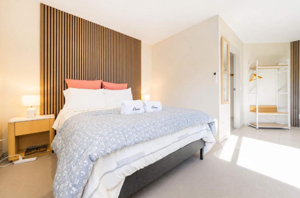 Burkes Pass Apartment | Pine Retreat -Cabin With Mountain Views