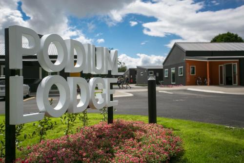 Cambridge Hotel | Podium Lodge