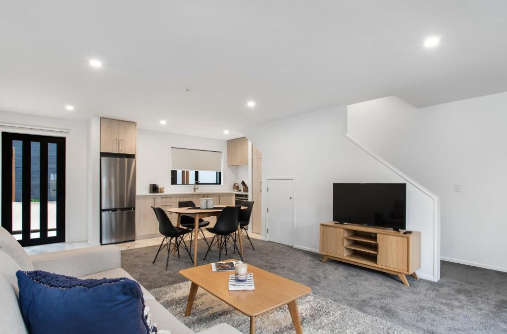 Addington Apartment | Prime Location Cosy Warm Free Off Street Park