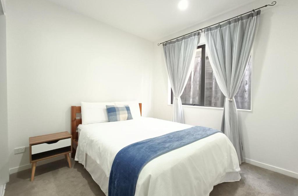 The Gardens Apartment | Private 2-Bedroom Guest Suite in The Gardens