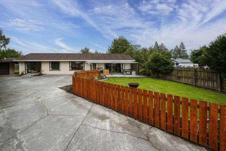Oxford House | Private access with shower & toilet