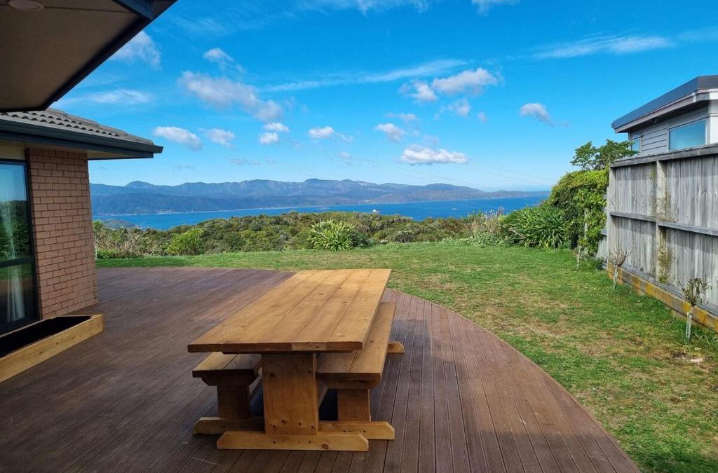 Newlands Bed & Breakfast | Private Room with Harbour View