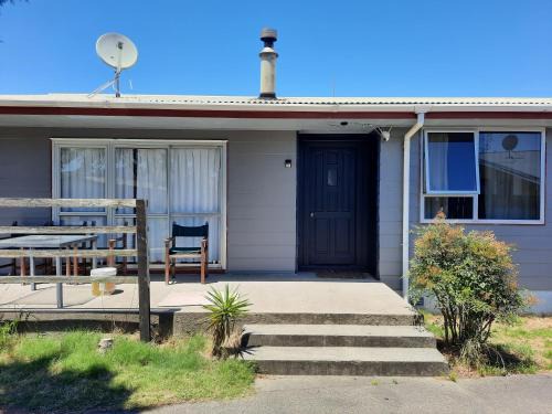 Mount Maunganui House | Private Rooms at Bayfair