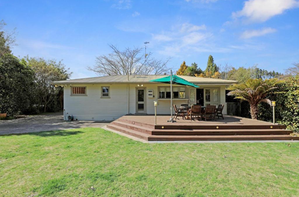 Turangi House | Pukeko Lodge - Tūrangi Holiday Home