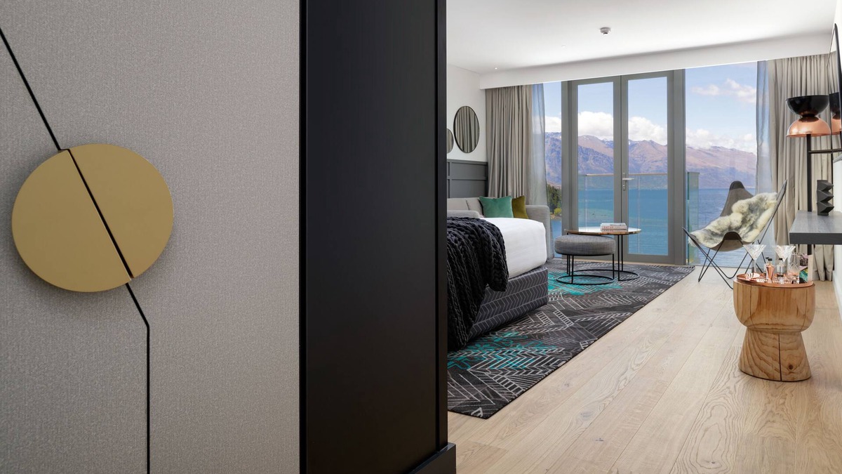 Queenstown Hotel | QT Queenstown