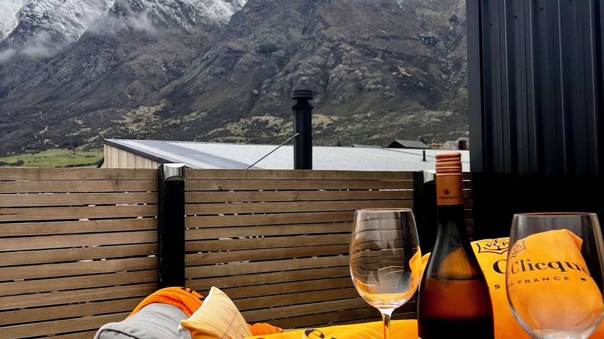 Jacks Point Apartment | Queenstown Studio with Mountain Views