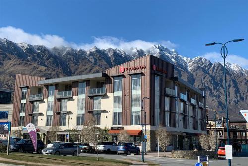 Frankton Hotel | Ramada Hotel & Suites by Wyndham, Remarkables Park Queenstown