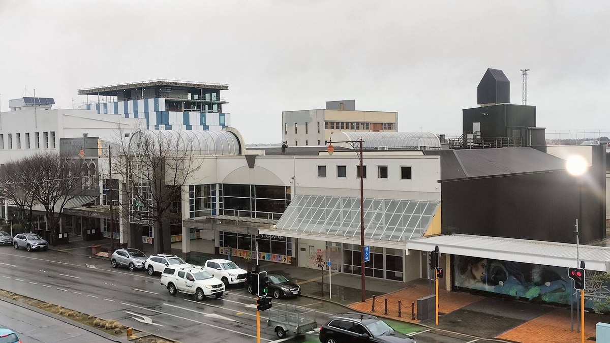 Invercargill City Centre Apartment | Red Door Dee Street