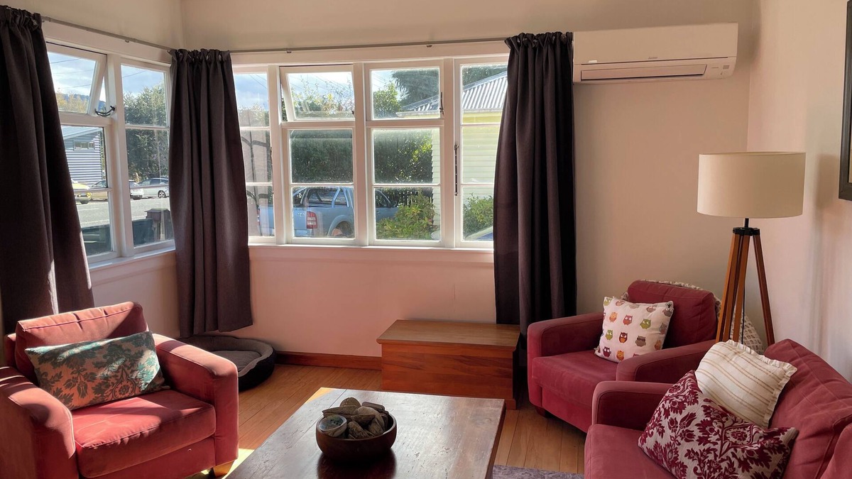 Reefton House | Reefton - Relaxed West Coast Getaway - Close to Town - Pet Friendly