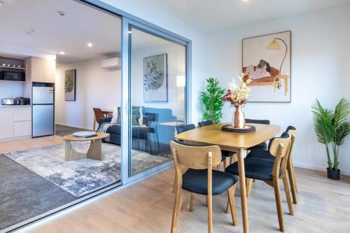 Christchurch City Centre Apartment | Relaxing CBD Apartment with Spa