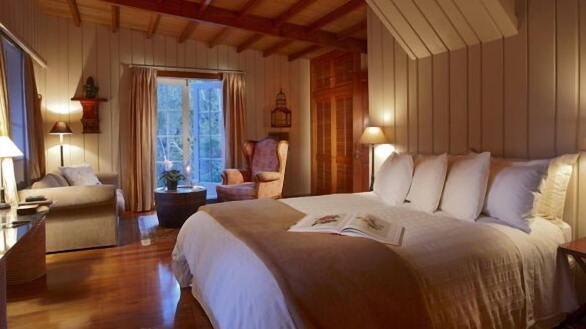 Hira Bed & Breakfast | Retiro Park Lodge