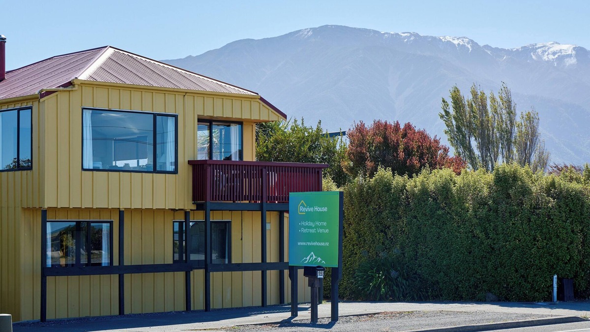 Kaikoura House | Revive House - Comfortable Base - Entire Complex