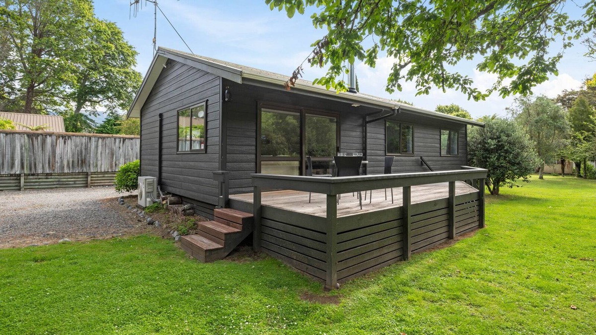 Turangi House | River Trail Retreat – Turangi Holiday Home
