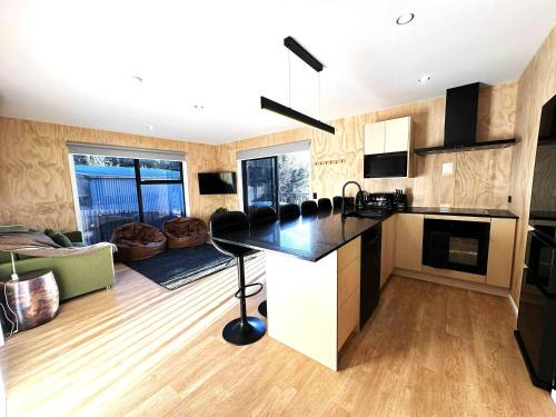 Tekapo House | Rivers Edge Apartment