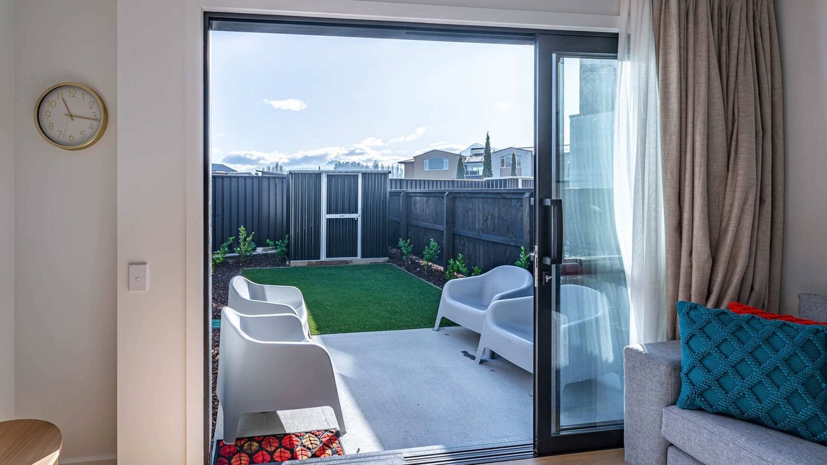 Albert Town House | Riverside Lodge - Two Bedroom Luxury Townhouse