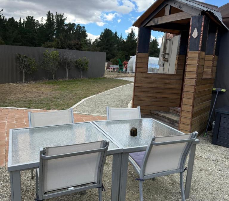 Tarras Apartment | Riverview Yurt