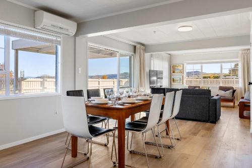 Taupo Apartment | Roberts Street Central 4 Bedroom Sleeps 10