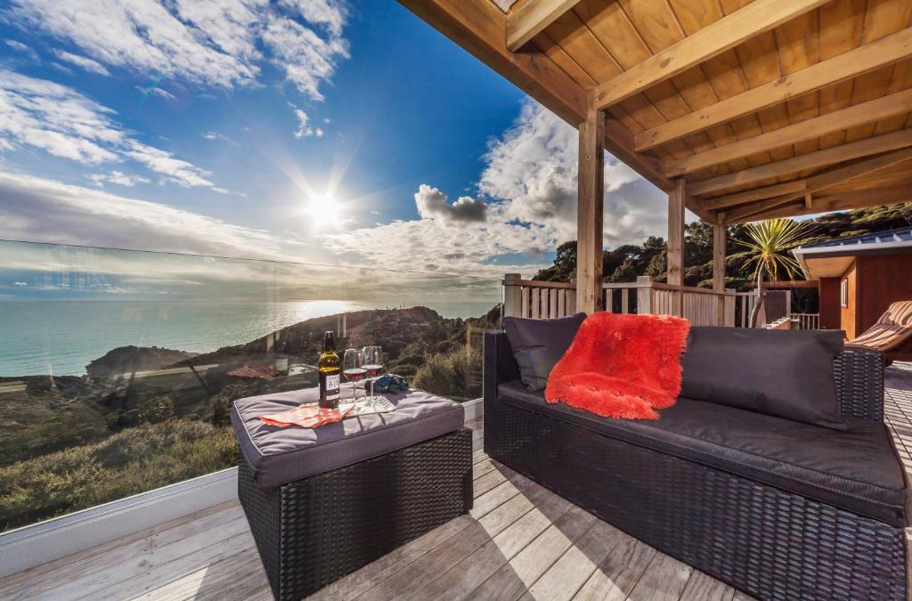 New Lynn House | Romantic Piha