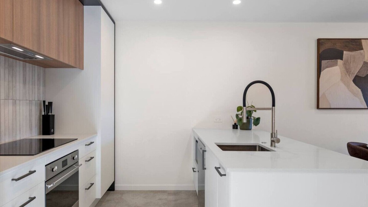 Christchurch City Centre House | Room for Everyone | Family Stay + Garage