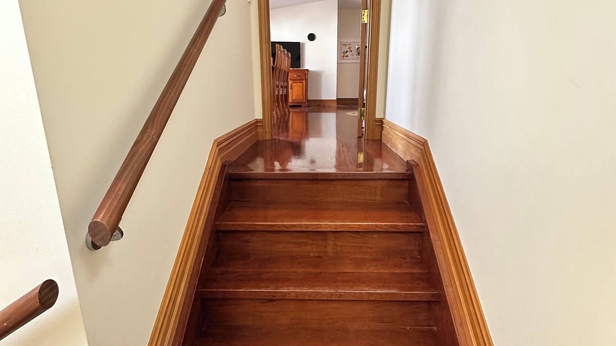 Russell Apartment | Russell Harbour Apartment