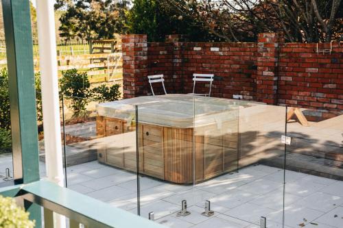 Ashhurst House | SaddleHills