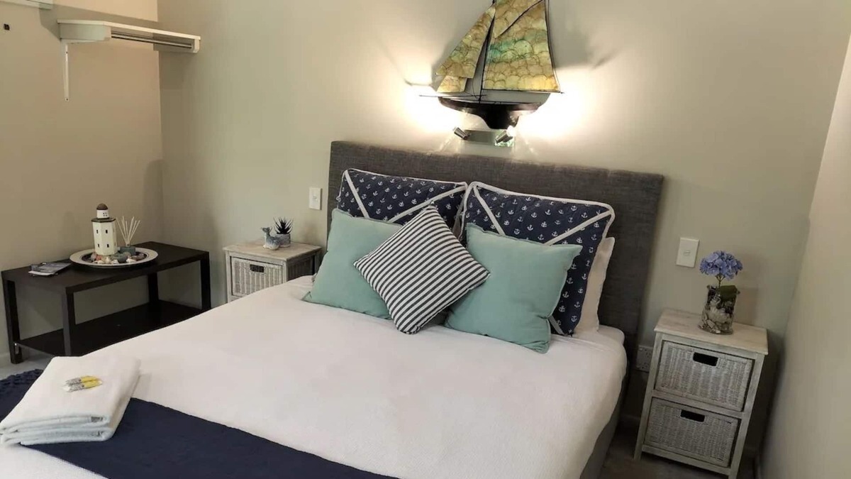 Opua House | Sailors Studio~close to Opua Marina & Cycle Trail