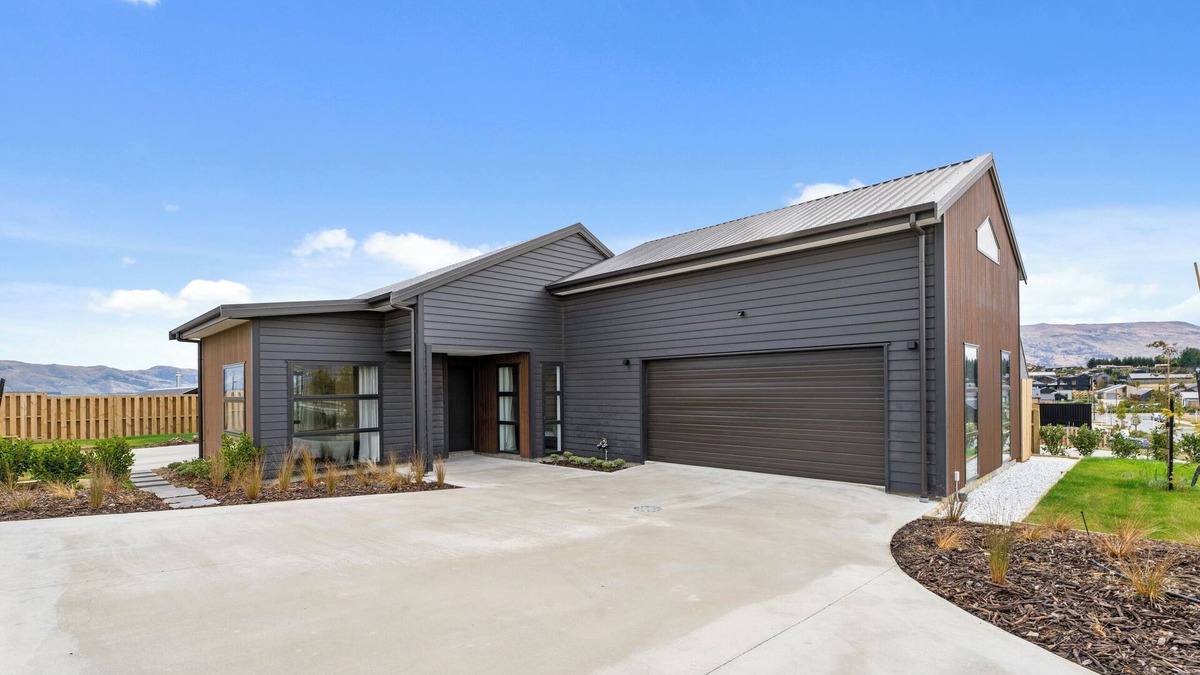 Wanaka House | Scenic Riverslea - Wanaka Holiday Home