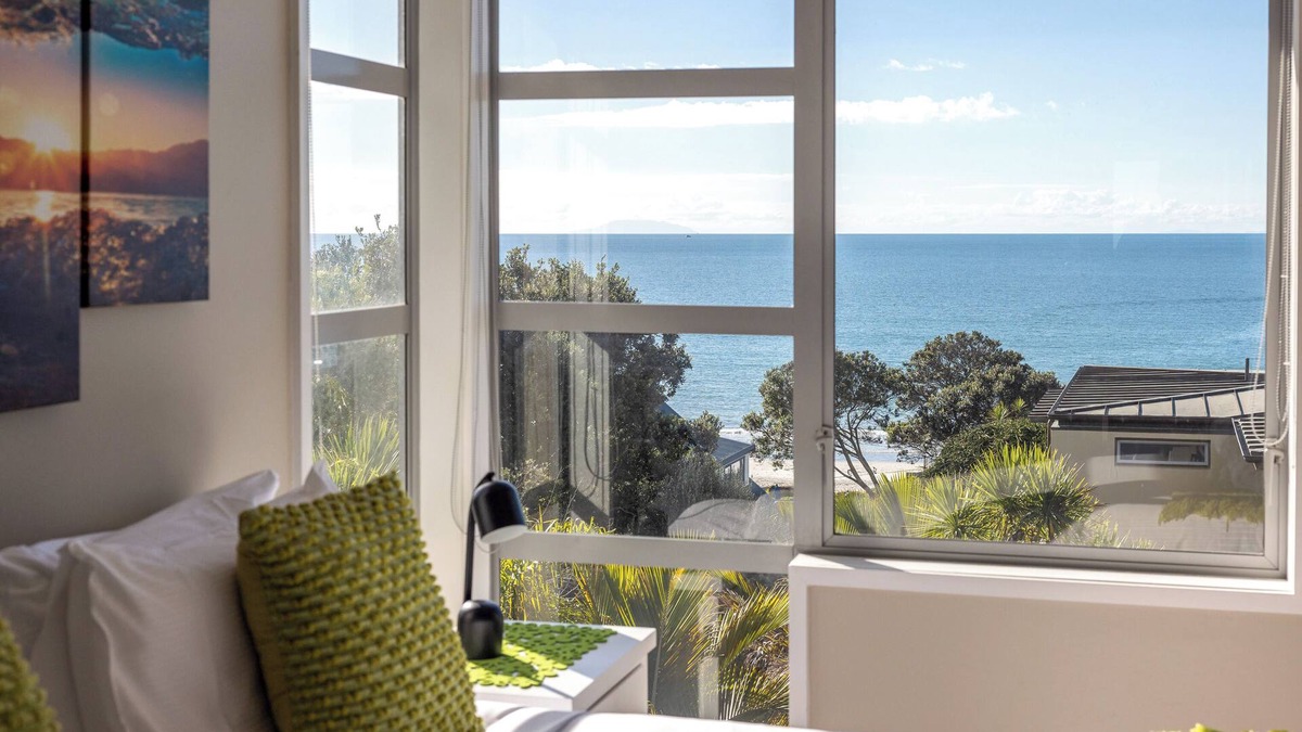 Onetangi Apartment | Sea Breeze at The Sands - Onetangi Beach