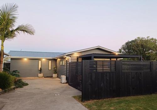 Whitianga House | Sea Breeze Escape